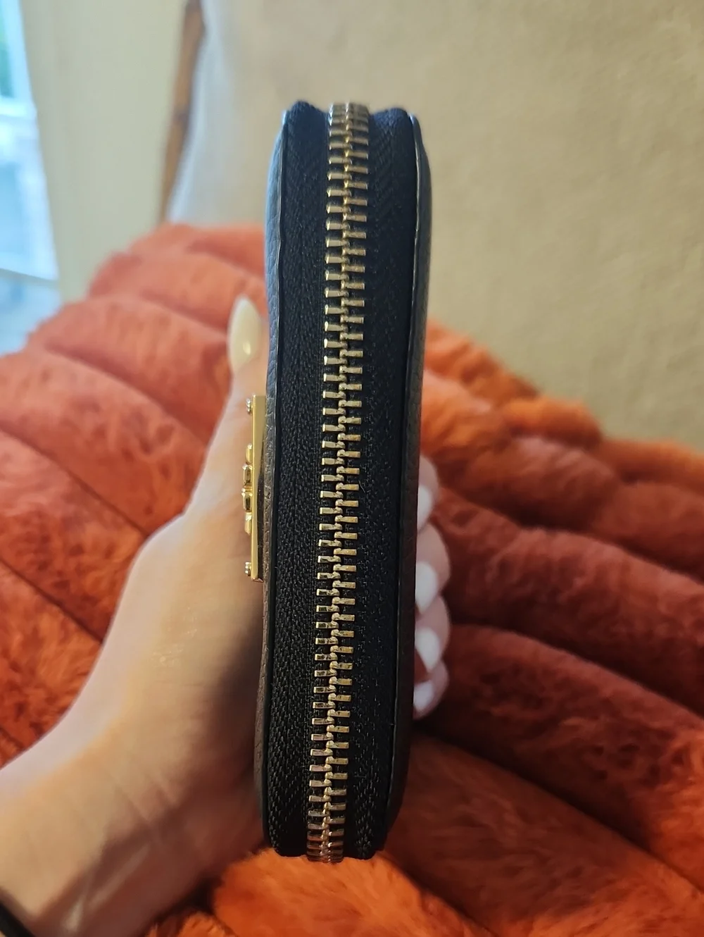Tory Burch black pebbled